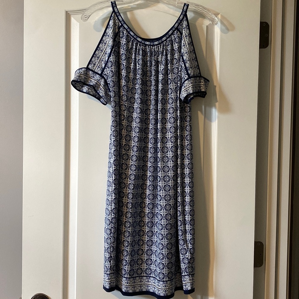 Max Studio Dress - Medium